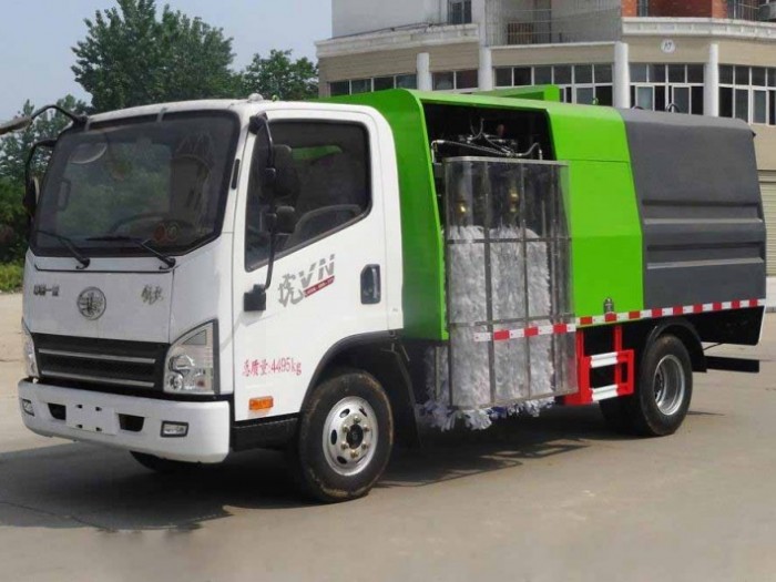 解放藍(lán)牌護(hù)欄清洗車